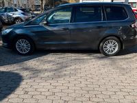 Gebraucht Ford Galaxy 210 PS (154 kW) 2017 Braun Van / Kleinbus