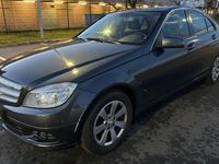 Gebraucht Mercedes C200 136 PS (100 kW) 2009 Grau Limousine