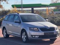 Gebraucht Skoda Octavia Ambition 150 PS (110 kW) 2017 Silber Kombi