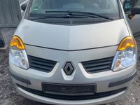 Usata Renault Modus 70 CV (51 kW) 2005 Argento Monovolume