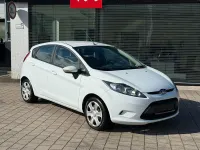 Gebraucht Ford Fiesta Trend 60 PS (44 kW) 2012 Weiß Kleinwagen