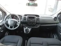 Second-hand Opel Vivaro 125 CP (91 kW) 2017 Argintiu Monovolum
