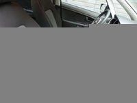 Gebraucht Kia Venga 90 PS (66 kW) 2014 Grau Kleinwagen