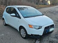Gebraucht Mitsubishi Colt 95 PS (69 kW) 2009 Weiß Kleinwagen