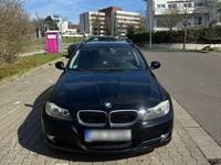 Gebraucht BMW 320 143 PS (105 kW) 2010 Schwarz Kombi