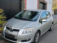 Gebraucht Toyota Auris 140 PS (102 kW) 2008 Silber Kleinwagen