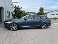 Gebraucht Volvo V90 Ultimate 197 PS (144 kW) 2023 Blau Kombi