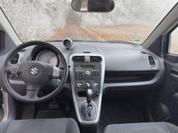 Gebraucht Suzuki Splash Club 94 PS (69 kW) 2012 Silber Kleinwagen