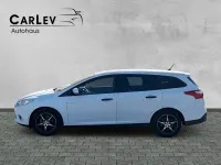 Gebraucht Ford Focus Ambiente 101 PS (74 kW) 2013 Weiß Kombi