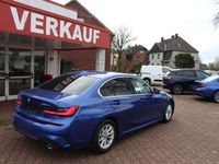 gebraucht BMW 320 d Steptr Limo M Sport / Leder + HeadUp + Navi *1.H