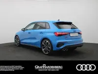 Używany Audi S3 Ambiente 310 KM (228 kW) 2023 Niebieski Sedan/Limuzyna