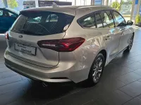 Neu Ford Focus Titanium 125 PS (91 kW) 2026 Silber Limousine