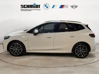 Gebraucht BMW 223 Active Tourer M Sport 211 PS (155 kW) 2024 Alpinweiß Van / Kleinbus
