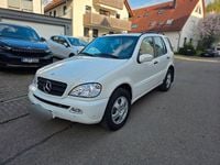 Gebraucht Mercedes ML270 163 PS (119 kW) 2003 Weiß SUV