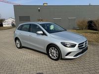 Gebraucht Mercedes E250 Progressive 160 PS (117 kW) 2022 Silber Limousine