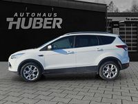 Gebraucht Ford Kuga Titanium 150 PS (110 kW) 2015 Weiß SUV