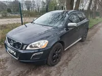Gebraucht Volvo XC60 R-Design 163 PS (119 kW) 2011 Grau SUV