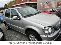 Gebraucht Mercedes ML320 218 PS (160 kW) 1998 Silber SUV