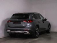 Gebraucht Mercedes GLC220 Avantgarde 197 PS (144 kW) 2023 Selenitgraumetallic SUV