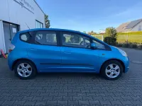 Gebraucht Honda Jazz Trend 90 PS (66 kW) 2010 Blau Kleinwagen