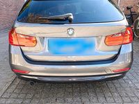 Gebraucht BMW 318 145 PS (106 kW) 2014 Silber Kombi