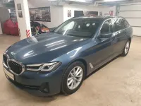 Second-hand BMW 520 190 CP (139 kW) 2023 Albastru Berlinǎ