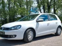 Gebraucht VW Golf VII 101 PS (74 kW) 2013 Weiß Kleinwagen