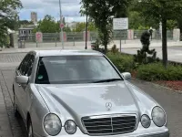Używany Mercedes E280 204 KM (150 kW) 2000 Sedan/Limuzyna