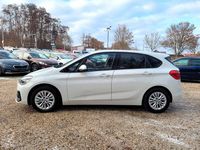 Gebraucht BMW 218 Active Tourer Advantage 150 PS (110 kW) 2021 Weiß Van / Kleinbus