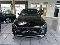 Gebraucht Mercedes E220 194 PS (142 kW) 2021 Schwarz Limousine