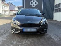 Gebraucht Ford Focus ST-Line 150 PS (110 kW) 2015 Grau Limousine
