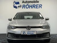 Gebraucht VW Golf VIII Life 150 PS (110 kW) 2022 Silber Limousine