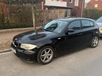 Gebraucht BMW 118 122 PS (89 kW) 2004 Schwarz Kleinwagen