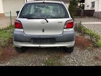 Gebraucht Toyota Yaris Terra 68 PS (50 kW) 2002 Limousine
