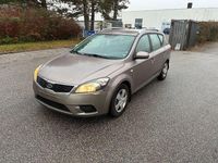 Gebraucht Kia Ceed 109 PS (80 kW) 2011 Beige Kleinwagen