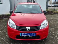 Gebraucht Dacia Sandero 75 PS (55 kW) 2009 Rot Limousine
