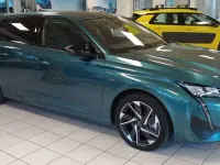 Gebraucht Peugeot 308 SW Allure 150 PS (110 kW) 2022 Avatarblau metallic Kombi