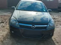 Gebraucht Opel Astra Elegance 125 PS (91 kW) 2004 Schwarz Limousine