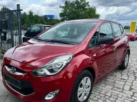 Gebraucht Hyundai ix20 90 PS (66 kW) 2011 Rot Kleinwagen