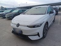 Gebraucht VW ID.7 Pro 210 kW (286 PS) 2024 Gletscherweiß (metallic) Kombi