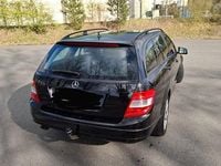 Gebraucht Mercedes C180 156 PS (114 kW) 2009 Schwarz Limousine
