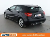 Gebraucht Mercedes A200 Urban 136 PS (100 kW) 2017 Schwarz Limousine