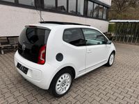 Second-hand VW up! 75 CP (55 kW) 2012 Alb Hatchback
