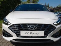 gebraucht Hyundai i30 CW 1,0 DCT Connect & Go Navi Kamera SHZ