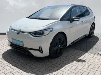 Gebraucht VW ID.3 GTX 210 kW (286 PS) 2025 Gletscherweiß metallic/schwarz Kleinwagen