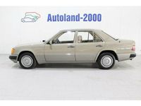 Gebraucht Mercedes E200 118 PS (86 kW) 1990 Pueblobeige Limousine