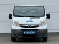 Gebraucht Opel Vivaro 114 PS (83 kW) 2010 Weiß Van / Kleinbus