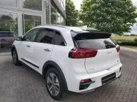 Gebraucht Kia e-Niro Spirit 150 kW (204 PS) 2022 Weiß SUV
