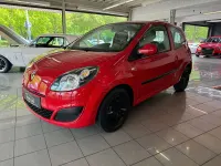 Używany Renault Twingo Expression 76 KM (55 kW) 2009 Czerwony Hatchback