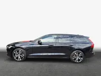 Gebraucht Volvo V60 145 PS (106 kW) 2025 Kombi